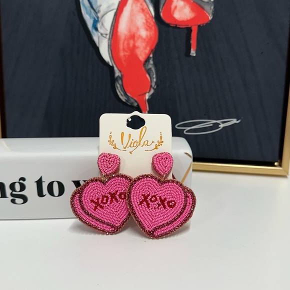 💗💗💗XOXO BEADED VALENTINE EARRINGS 💗💗 NEW!! - Picture 6 of 7